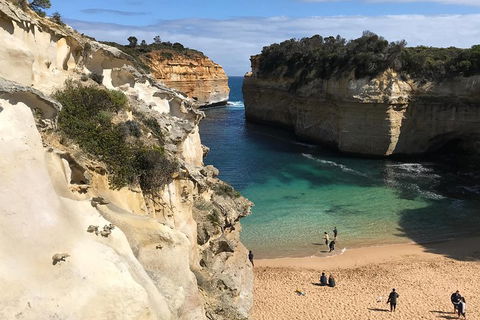 Great Ocean Road Reverse Itinerary PREMIUM Tour - Hobart Tourism 3