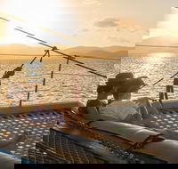 Sunset Sail In The Whitsundays - Hobart Tourism