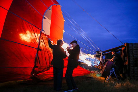 Yarra Valley Balloon Flight At Sunrise - Hobart Tourism 1