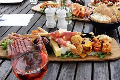 CHEVY CONVERTIBLE Package For 4 -Wine Lunch Cheese & Chocolate From Yarra Valley - Tourism TAS 0