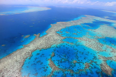 Whitsunday Islands And Heart Reef Scenic Flight - 70 Minutes - Hobart Tourism 1