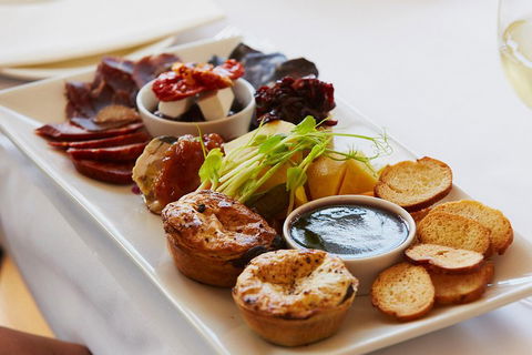 Margaret River Indulge And Discover Day Tour - Tourism TAS 3