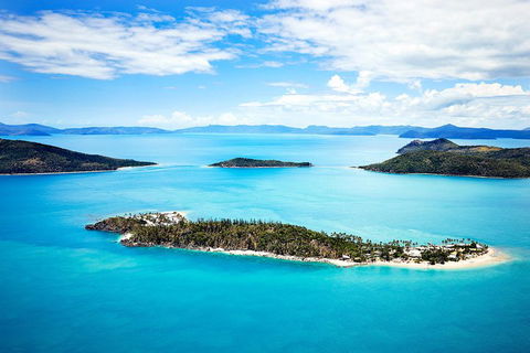 Whitehaven Beach And Daydream Island Cruise - Tourism TAS 5